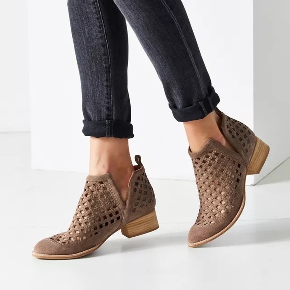 Jeffrey Campbell Shoes - Jeffrey Campbell Taggart Ankle Boot
